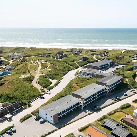 Daire Paen Beliggende Pa 1 Sal Sj3208 Henne Strand